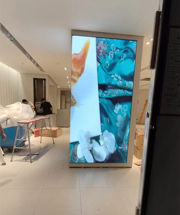 和平商场门店转角LED显示屏